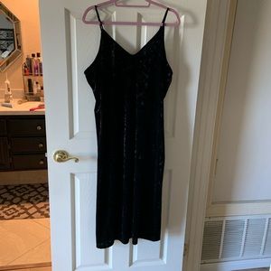 Abound Black velvet dress